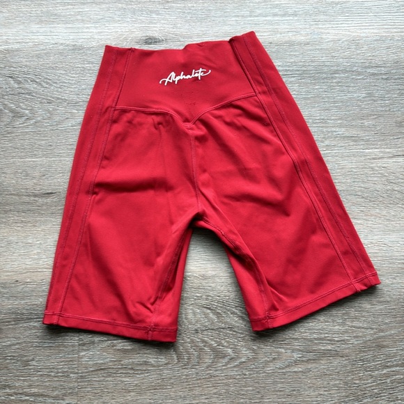 Alphalete Red shorts - Picture 2 of 5